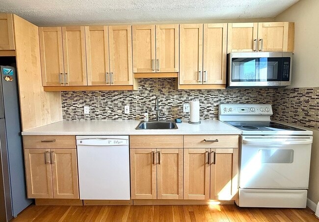 32 Westgate Rd in Boston, MA - Building Photo - Building Photo