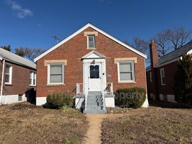 property at 3915 Itaska St