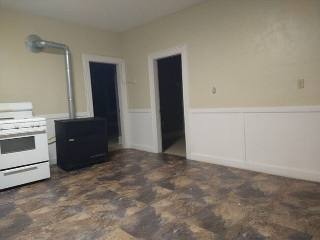 property at 6 Brandon Rd
