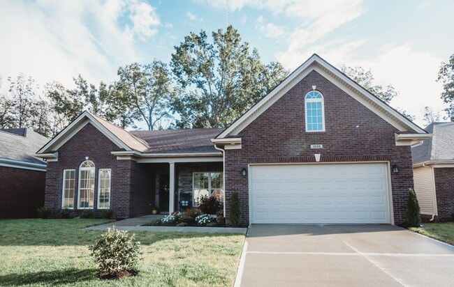 1886 Carabiner Way in Louisville, KY - Building Photo - Building Photo