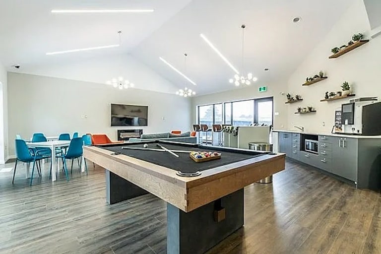 170 Sherwood Forest Sq in London, ON - Building Photo