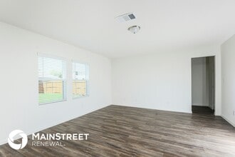 525 Canoe Way in Crowley, TX - Building Photo - Building Photo