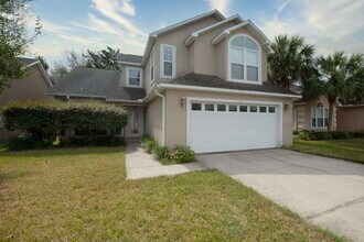 1916 Kadima Cir in Fort Walton Beach, FL - Building Photo - Building Photo