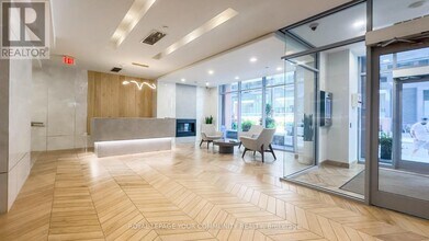 15-1015 Bruyeres Mews in Toronto, ON - Building Photo - Building Photo