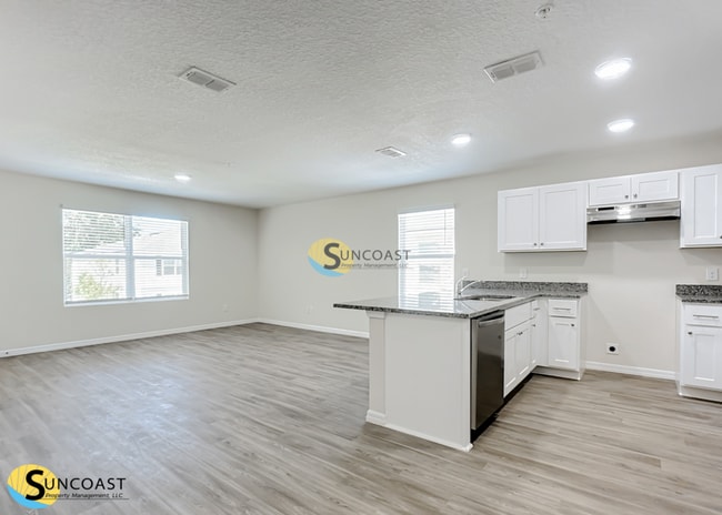11485 Oakfield Ct, Unit 102