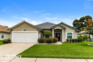 1845 Northglen Cir in Middleburg, FL - Building Photo