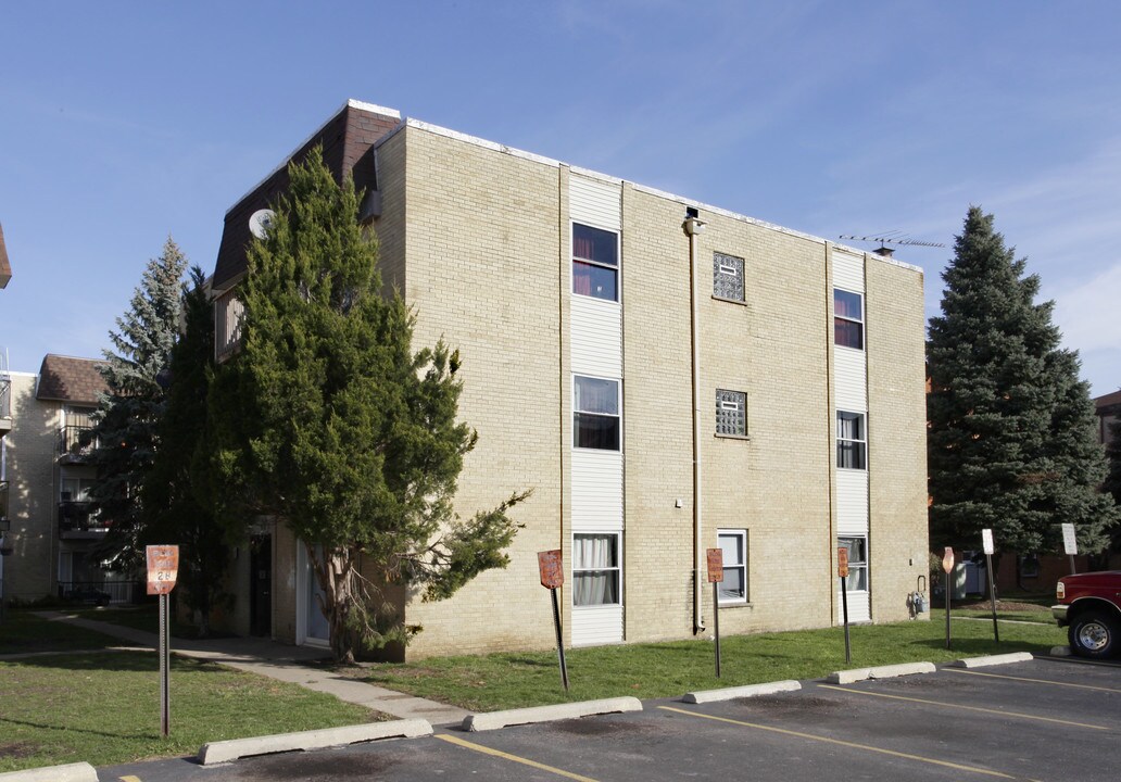 620 Piper Ln in Prospect Heights, IL - Building Photo