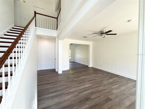 2360 Coolbrook Ct in Oviedo, FL - Building Photo - Building Photo