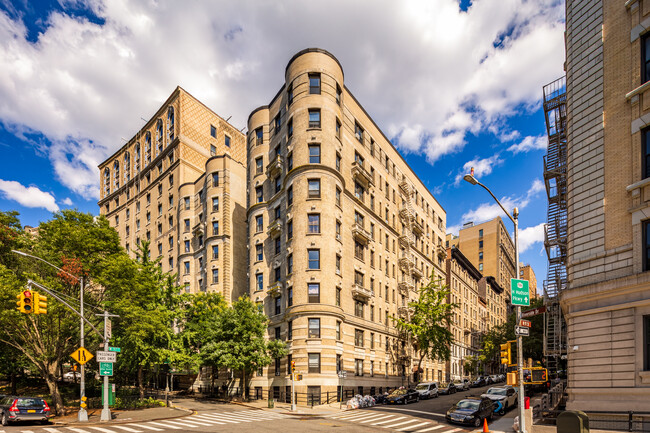 250 Riverside Dr in New York, NY - Building Photo - Primary Photo