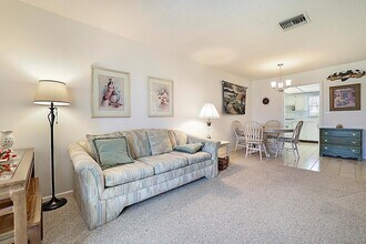 2703 Dudley Dr W in West Palm Beach, FL - Building Photo - Building Photo