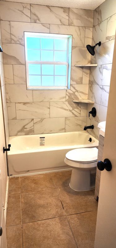 1729 Sherrye Dr in Plano, TX - Foto de edificio - Building Photo