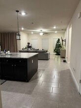 432 Noble Dr in Merced, CA - Foto de edificio - Building Photo