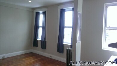 1197 Commonwealth Ave in Boston, MA - Building Photo - Building Photo