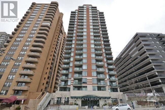 property at 570-570 Laurier Ave W