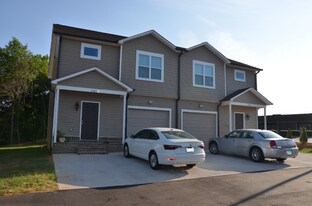 1565 14th Ave NE in Hickory, NC - Building Photo