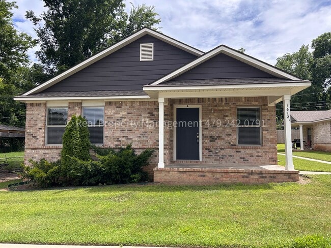 property at 1612 S P St