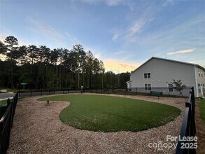 4172 Steel Wy in Sherrills Ford, NC - Building Photo - Building Photo