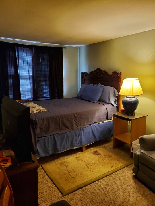 6828 Scanlan Ave, Unit 2S in St. Louis, MO - Foto de edificio