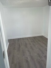 332 Glenhill Ave-Unit -1R in Yonkers, NY - Building Photo - Building Photo