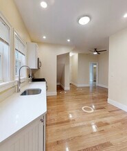 8 Claremon St, Unit 1 in Somerville, MA - Building Photo - Building Photo