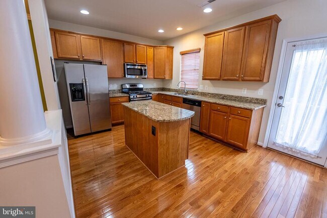 25474 Feltre Terrace in Chantilly, VA - Building Photo - Building Photo