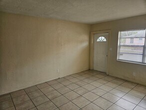 1776 Yale St S in St. Petersburg, FL - Building Photo - Building Photo