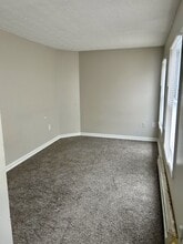 123 E Leicester St in Winchester, VA - Building Photo - Building Photo