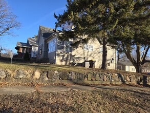 2203 15th Ave in Rockford, IL - Building Photo - Building Photo