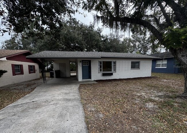 property at 716 McCormack St