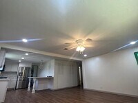 743 Yorkshire St photo'