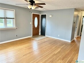 2121 7th St in Bethlehem, PA - Building Photo - Building Photo