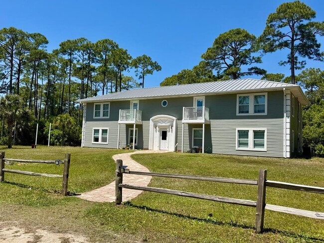 property at 115 Ellis Ln