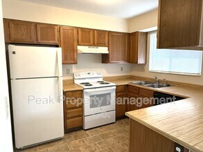 2720 Sagebrush Dr in Fort Collins, CO - Building Photo - Building Photo