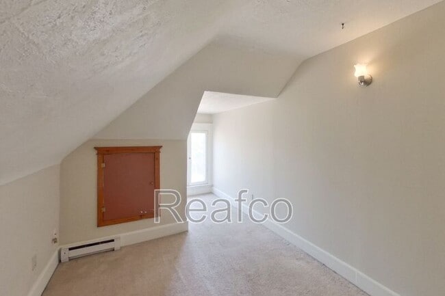 329 Chittenden Ave in Columbus, OH - Building Photo - Building Photo