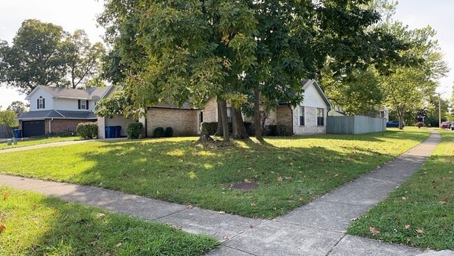 8783 Cheers Cir in Dayton, OH - Building Photo - Building Photo