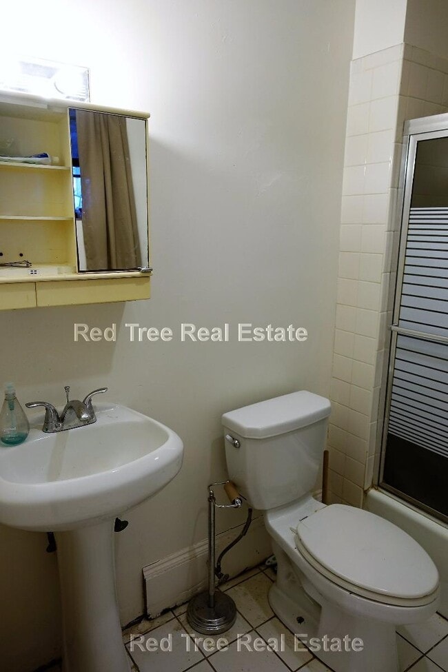 132 Chiswick Rd, Unit B in Boston, MA - Building Photo - Building Photo