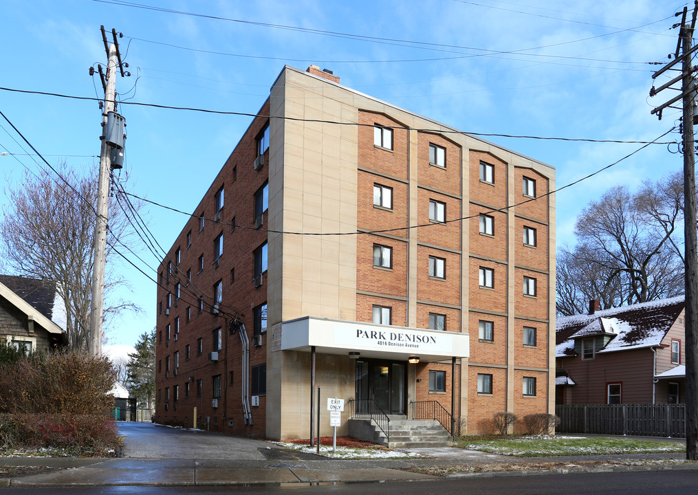 Park Denison in Cleveland, OH - Building Photo