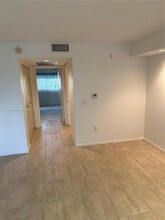 800 SW 137th Ave in Pembroke Pines, FL - Building Photo - Building Photo