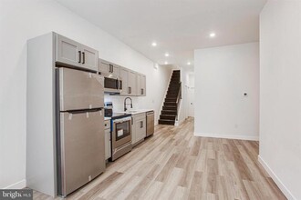 1439 W Venango St in Philadelphia, PA - Building Photo - Interior Photo