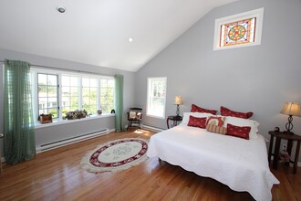 36 Wood Ave in Sandwich, MA - Building Photo - Building Photo