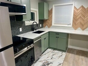 926 Moreland Ave SE in Atlanta, GA - Building Photo - Building Photo