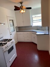 5214 Agnes Ave, Unit 5214.5 in Los Angeles, CA - Foto de edificio - Building Photo