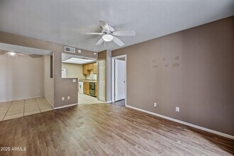 16602 N 25th St in Phoenix, AZ - Building Photo - Building Photo