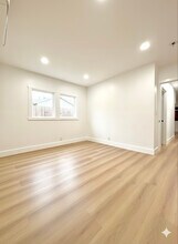 852 Orange Ave in Long Beach, CA - Building Photo - Building Photo