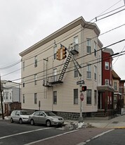 1801 Summit Ave in Union City, NJ - Building Photo
