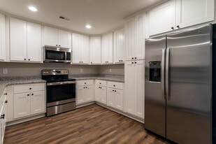 Lucas Ferry Townhomes in Athens, AL - Building Photo