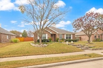 3817 Laurel Crossing Dr in Rockwall, TX - Building Photo - Building Photo