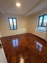 1650 Metropolitan Ave in Bronx, NY - Building Photo - Building Photo