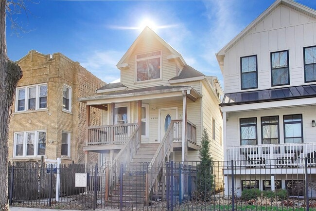 4614 N Springfield Ave in Chicago, IL - Building Photo - Building Photo