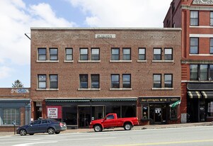 92-98 Main St in Nashua, NH - Building Photo
